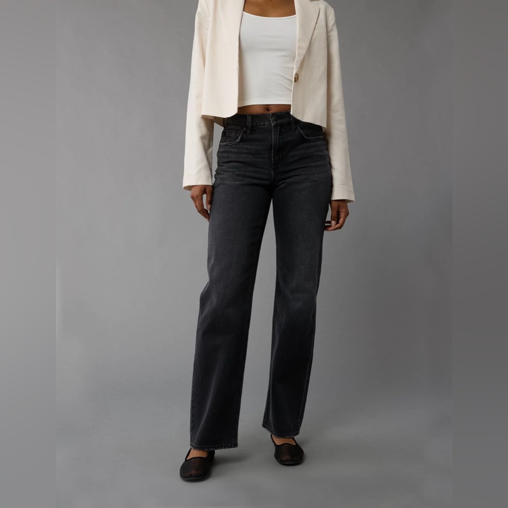 AE Strigid High-Waisted Stovepipe Jean
